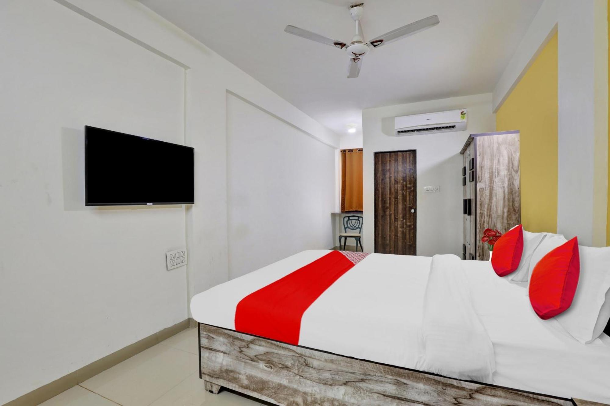 Fabhotel Relax Gandhinagar Bagian luar foto
