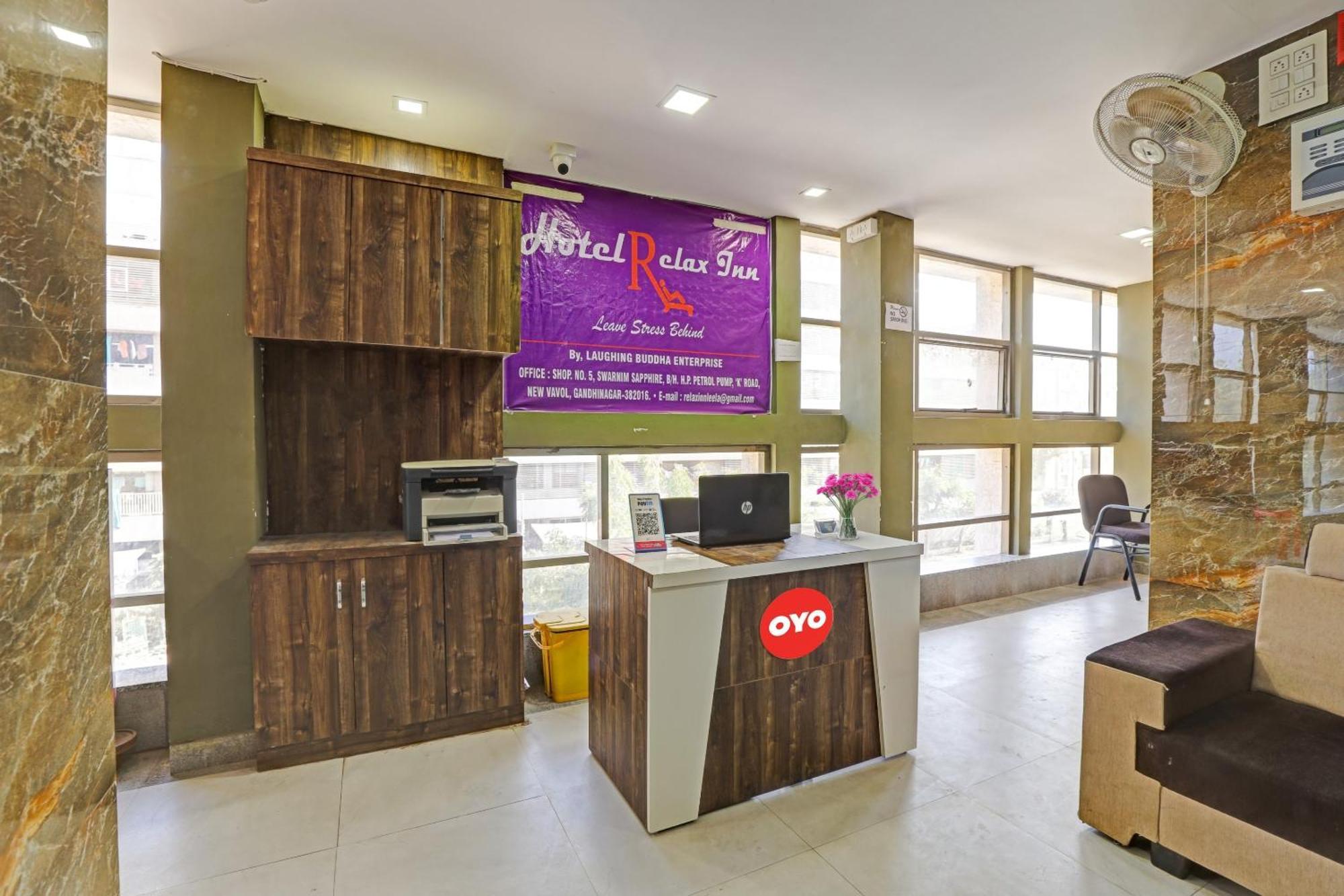 Fabhotel Relax Gandhinagar Bagian luar foto