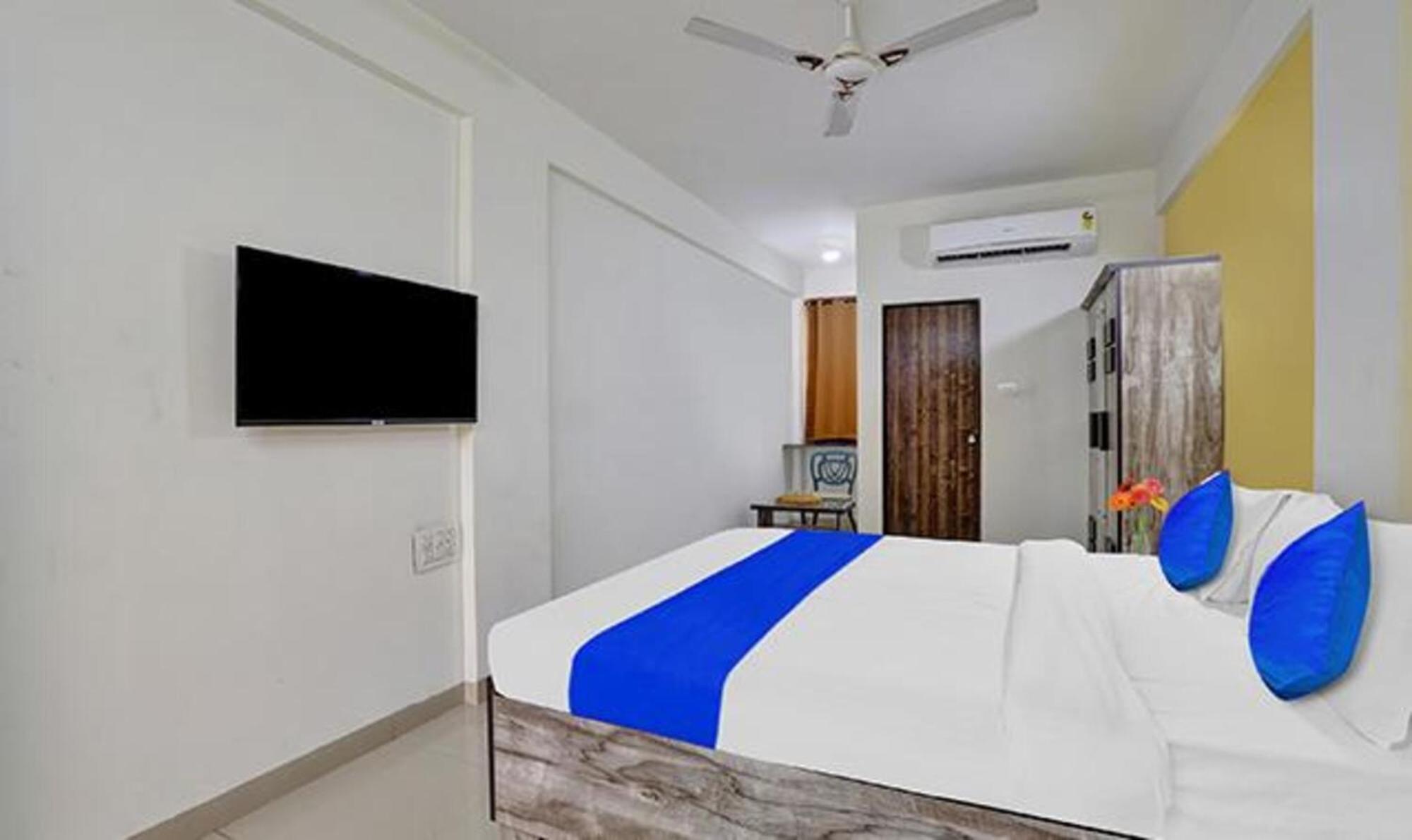 Fabhotel Relax Gandhinagar Bagian luar foto